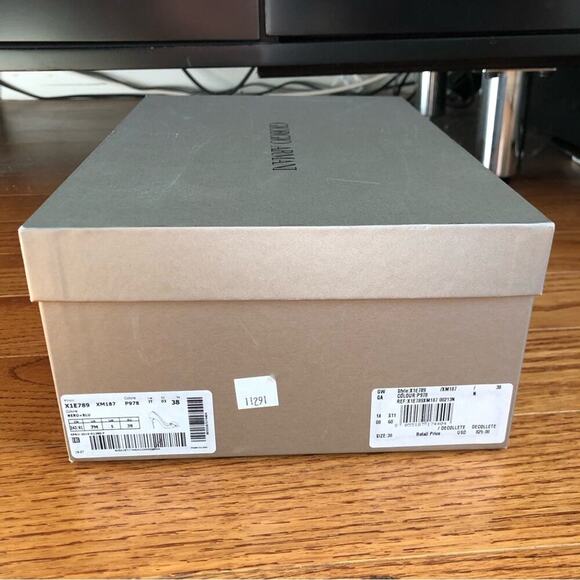 GIORGIO ARMANI RARE DECOLLETTE Black Satin Blue Velvet Accent Women’s Size 7 NWT - Picture 5 of 12